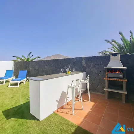 Del Sur 26 By Now Ltd * Playa Blanca (Lanzarote)